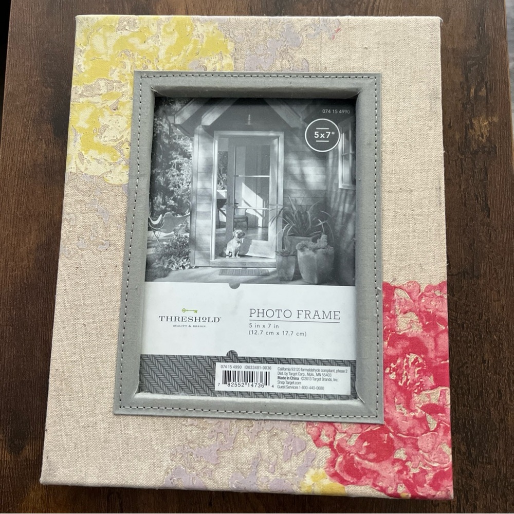 Threshold Multicolor Floral Photo Frame - Picture 2 of 10
